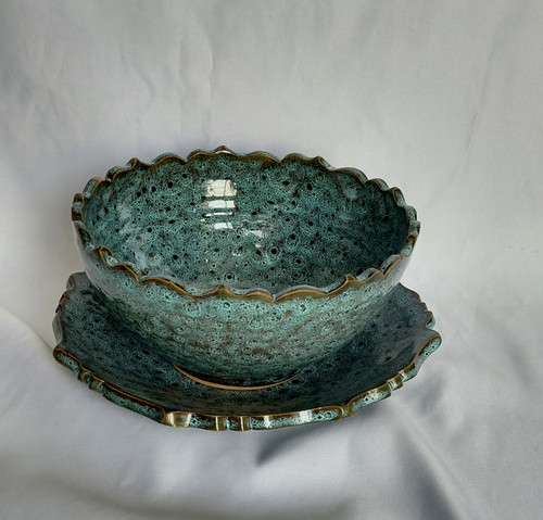 کاسه و بشقاب سفالی