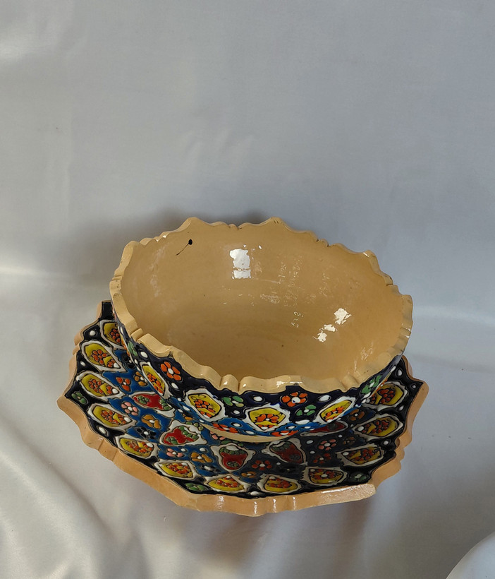 کاسه و بشقاب میناکاری