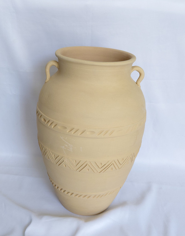 گلدان سفالی خام
