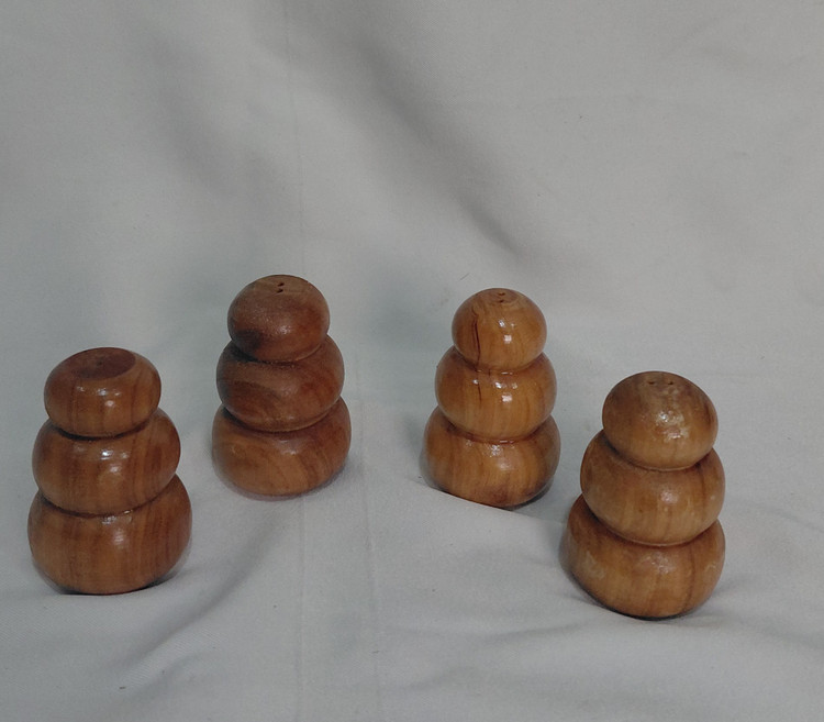 نمک پاش چوبی