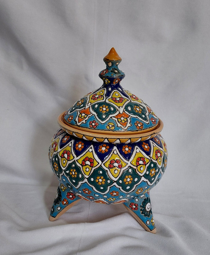 شکلات و آجیل خوری میناکاری