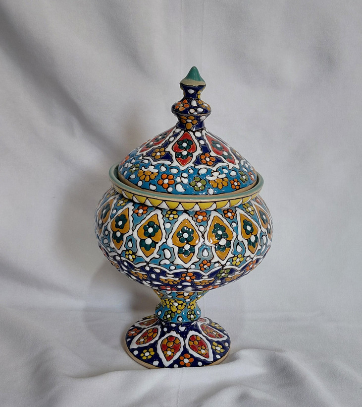 شکلات و آجیل خوری میناکاری