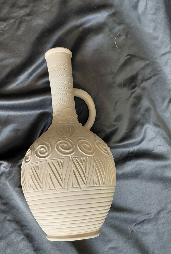 کوزه و پارچ سفالی طرح دار